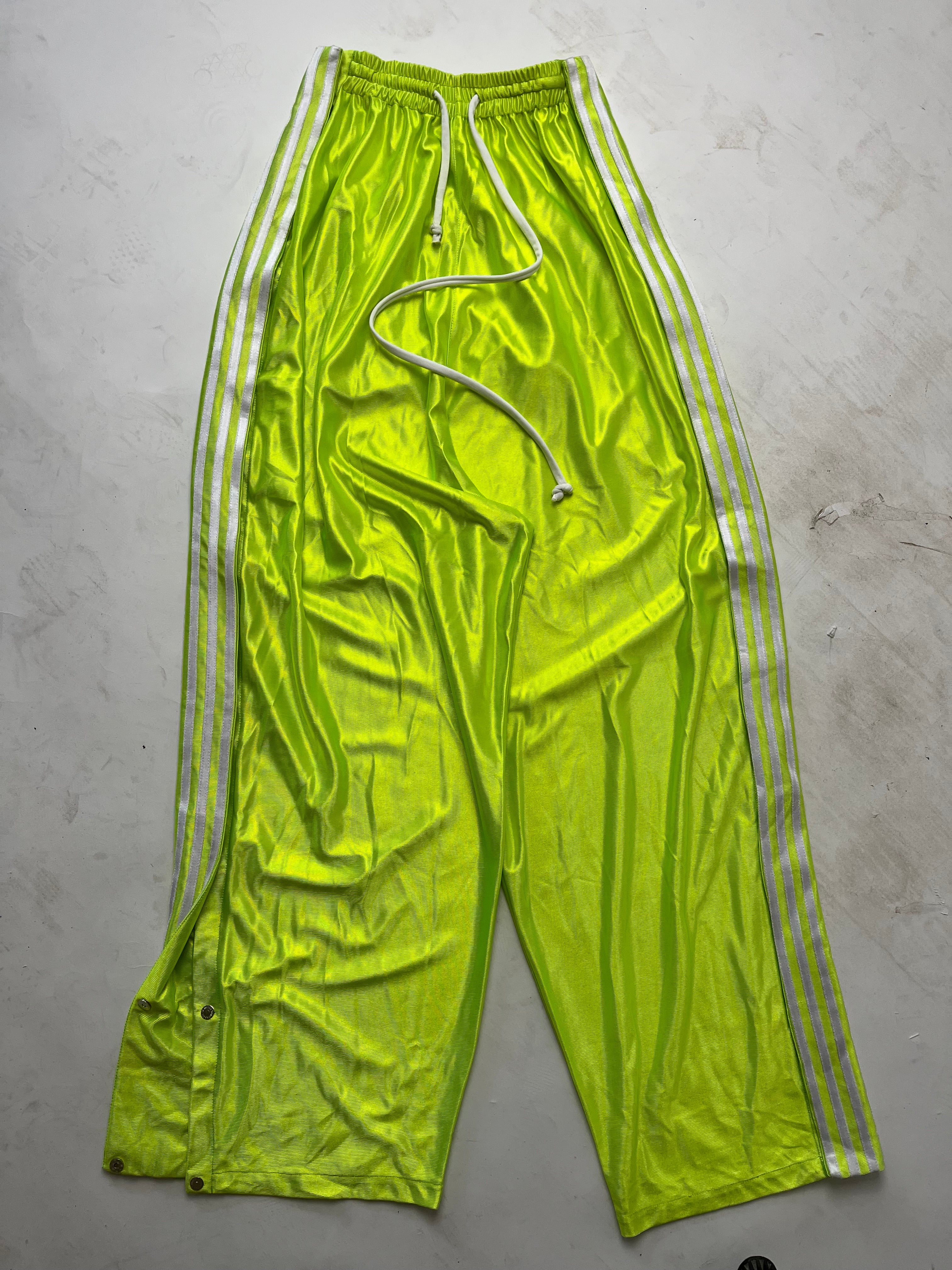 Safety green magnetic rip offs