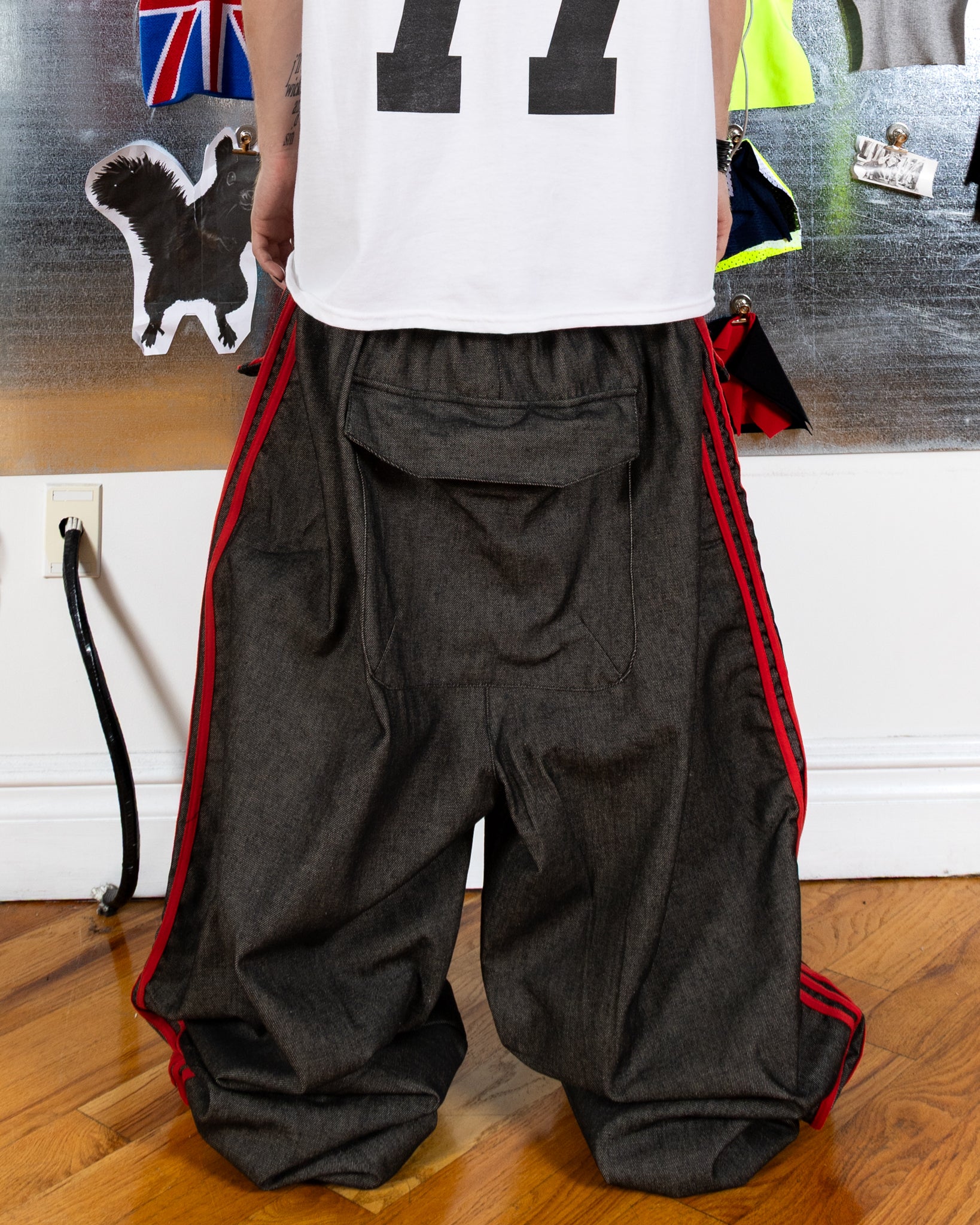 5-Stripe Elastic Denim (Black/Red) (Labs) (hover)